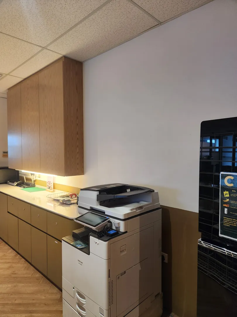 L17 Business Station